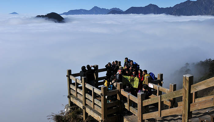 西岭雪山门票 西岭雪山门票多少钱一个人