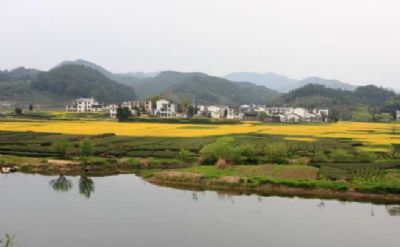 红色山水涧风景区