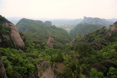 冠豸山长寿峰