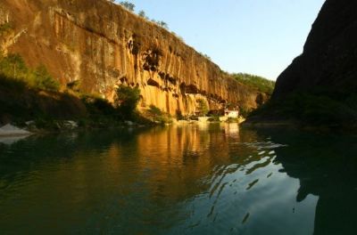 寻乌青龙岩风景区