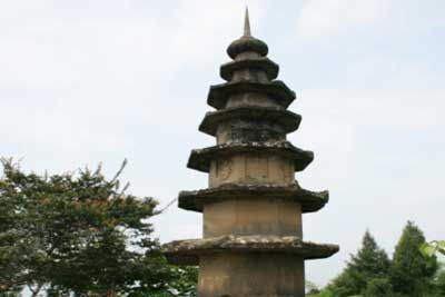 竹山寺塔