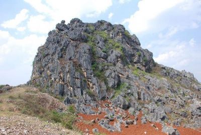 弥勒勒营盘山遗址