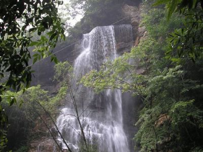 神农架水帘洞