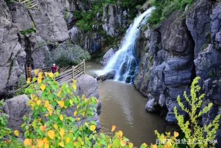 大同乌龙峡（乌龙峡生态旅游度假区）